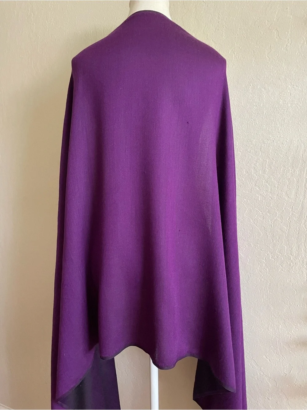 Thin wool and silk purple wrap